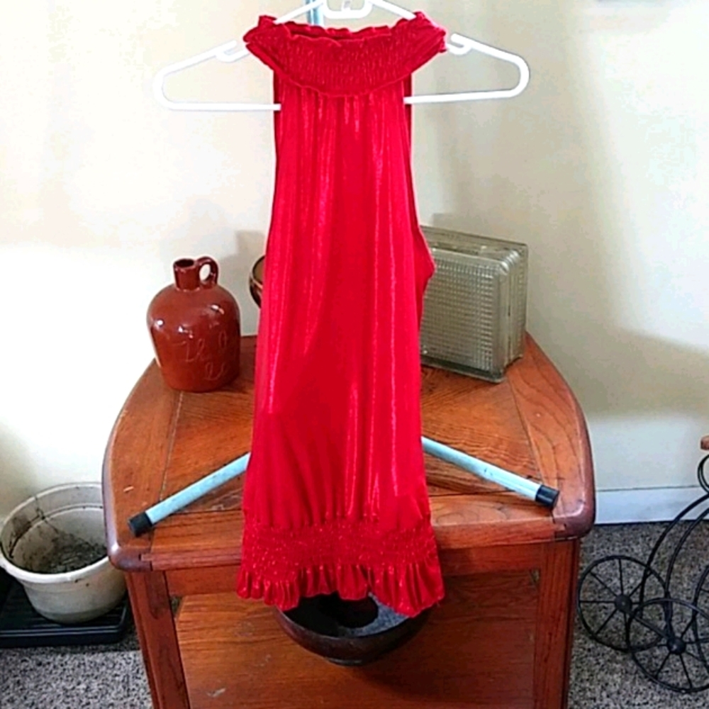 Very dressy red sleeveless tank
